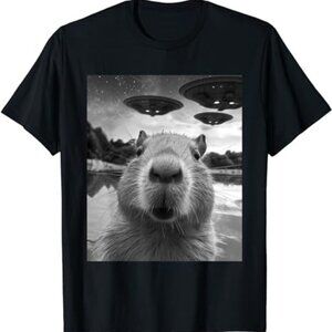 Capybara Selfie UFO Meme Funny Animal Fan Gift Graphic Weird T-shirt 05